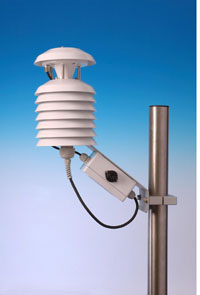 DMA867 est un ensemble thermo-hygromtre avec abri  ventilation force alimentation 10-30 Vac/Vdc, sortie 0/4-20 mA